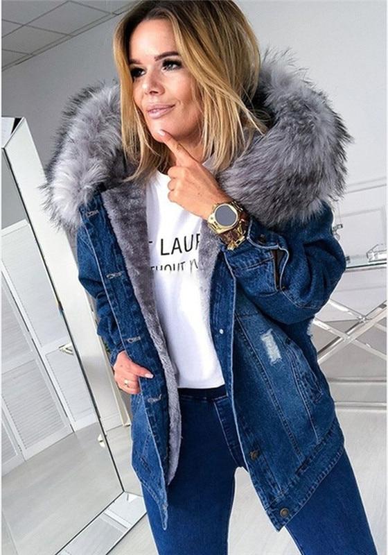 Dame Parkasjakke i Denim – Lang Passform – Faux Fur Hette – Varm og Trendy