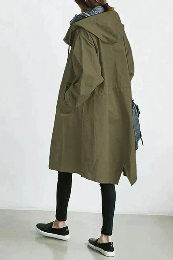 Dame trenchcoat - Casual oversized passform - Høy krage med hette - Knapper og sidelommer